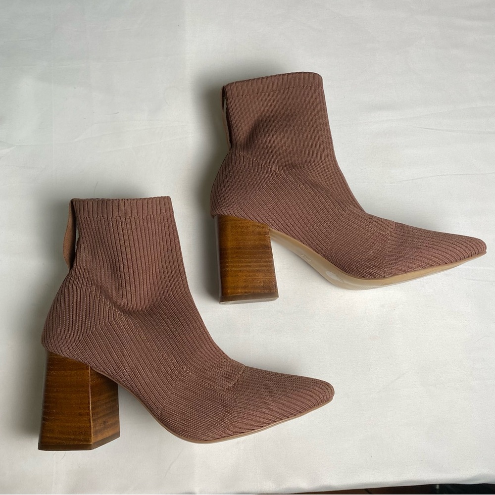 Steven New York Neta Brown Bootie Size 9 - image 4